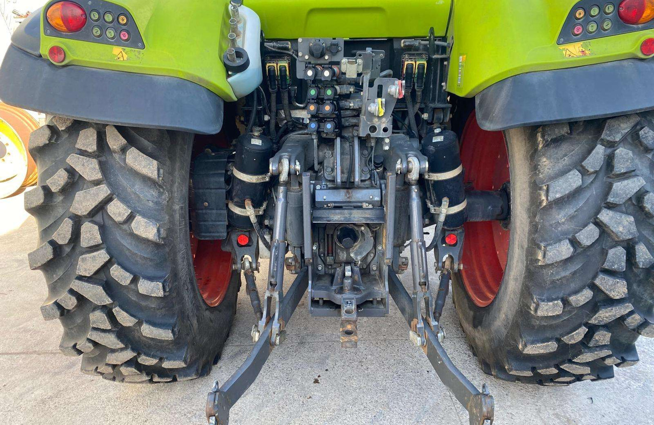 Claas Arion 440 su Claaas front.kr. - Tractor: afbeelding 3 Claas Arion 440 su Claaas front.kr. - Tractor: afbeelding 3