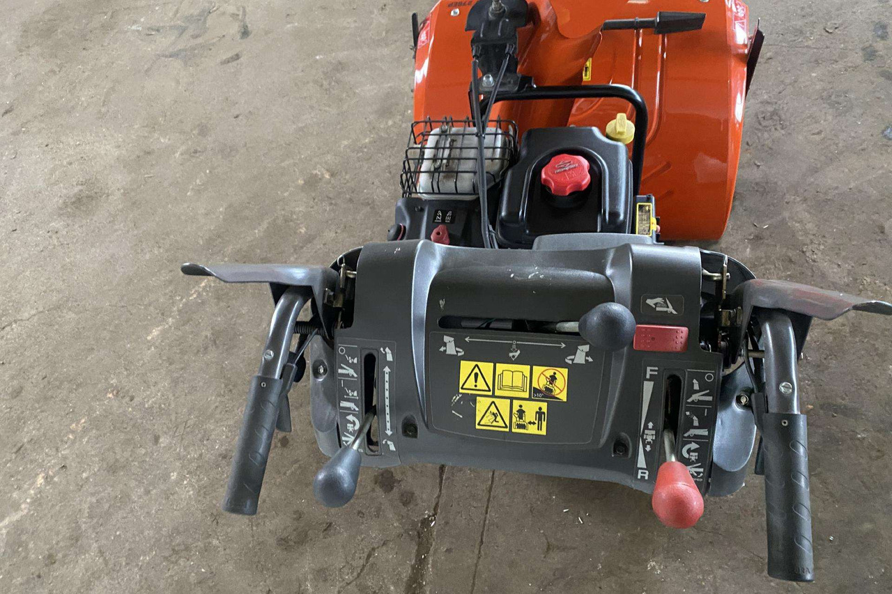 -Kita- Husqvarna ST276EP - Sneeuwblazer: afbeelding 4 -Kita- Husqvarna ST276EP - Sneeuwblazer: afbeelding 4