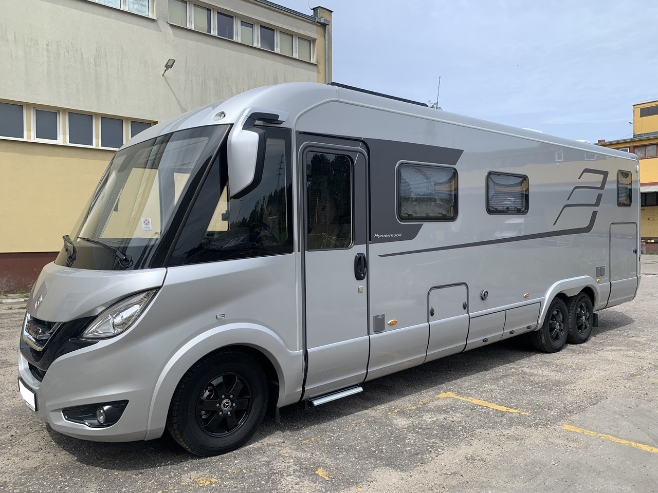 HYMER BLM -I 880 - Integraal camper: afbeelding 1 HYMER BLM -I 880 - Integraal camper: afbeelding 1