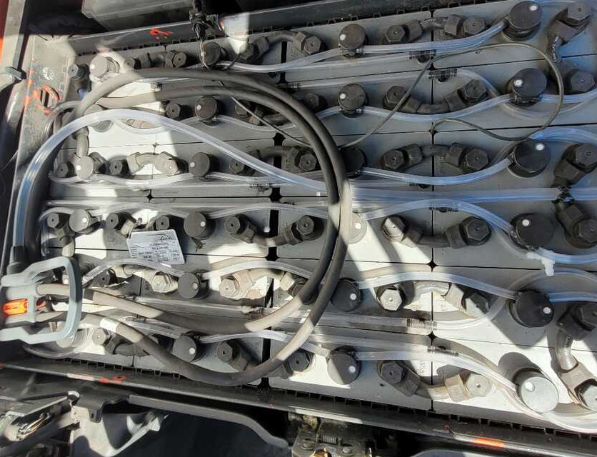 Linde E 16 C-01 (BATT. 2017) - Elektrische heftruck: afbeelding 4 Linde E 16 C-01 (BATT. 2017) - Elektrische heftruck: afbeelding 4