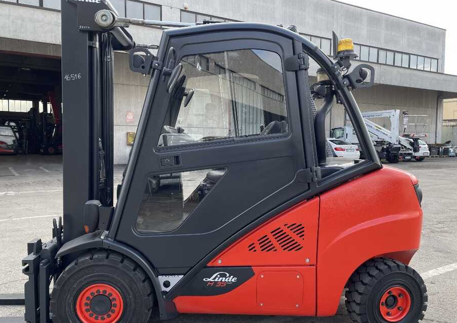 Linde H 35 D - Diesel heftruck: afbeelding 2 Linde H 35 D - Diesel heftruck: afbeelding 2