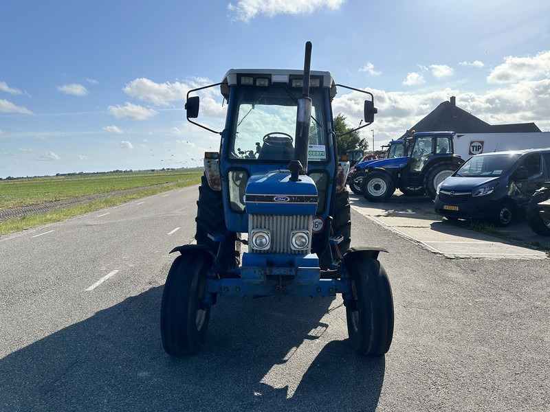 Ford 5110 - Tractor: afbeelding 2 Ford 5110 - Tractor: afbeelding 2
