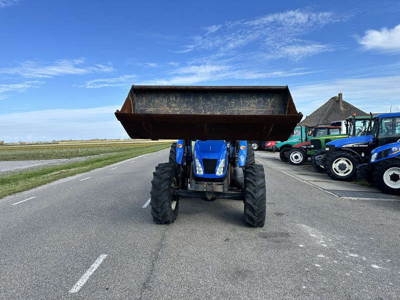 New Holland TD5.100 - Tractor: afbeelding 3 New Holland TD5.100 - Tractor: afbeelding 3