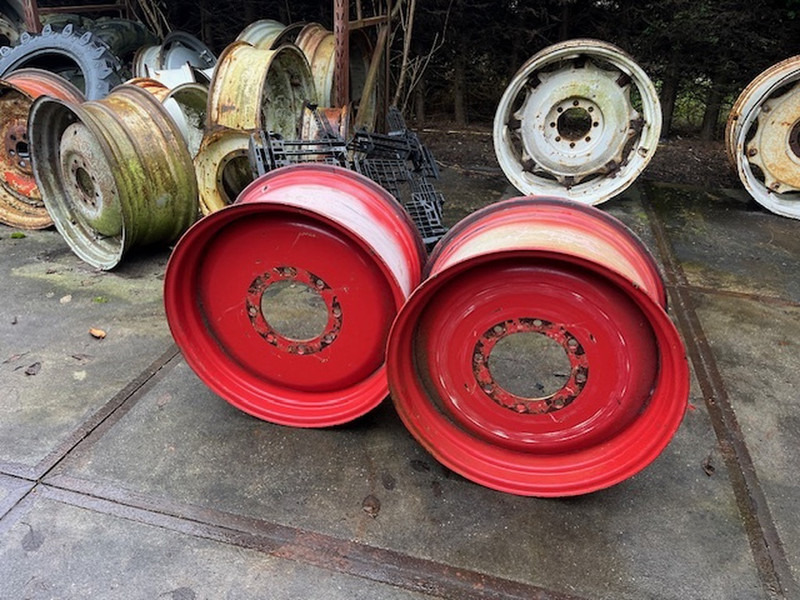 Renault DWW15LX28 - Velg: afbeelding 1 Renault DWW15LX28 - Velg: afbeelding 1