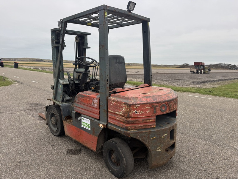 Toyota FD25D - Diesel heftruck: afbeelding 5 Toyota FD25D - Diesel heftruck: afbeelding 5