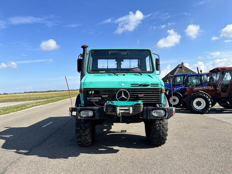 Unimog 1300 - Bestelwagen gesloten laadbak: afbeelding 2 Unimog 1300 - Bestelwagen gesloten laadbak: afbeelding 2