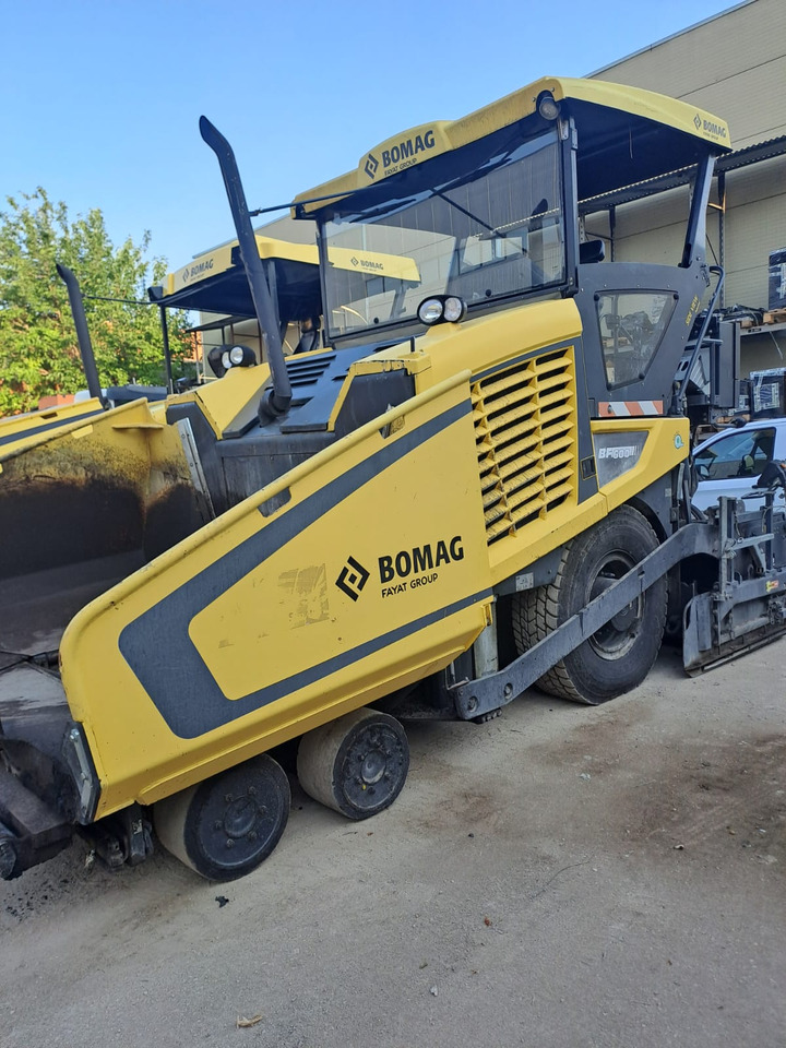 Bomag BF600 P-2 - Asfaltafwerkmachine: afbeelding 1 Bomag BF600 P-2 - Asfaltafwerkmachine: afbeelding 1