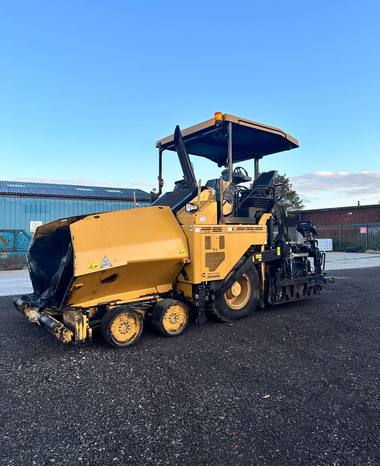 Caterpillar AP500F - Asfaltafwerkmachine: afbeelding 2 Caterpillar AP500F - Asfaltafwerkmachine: afbeelding 2