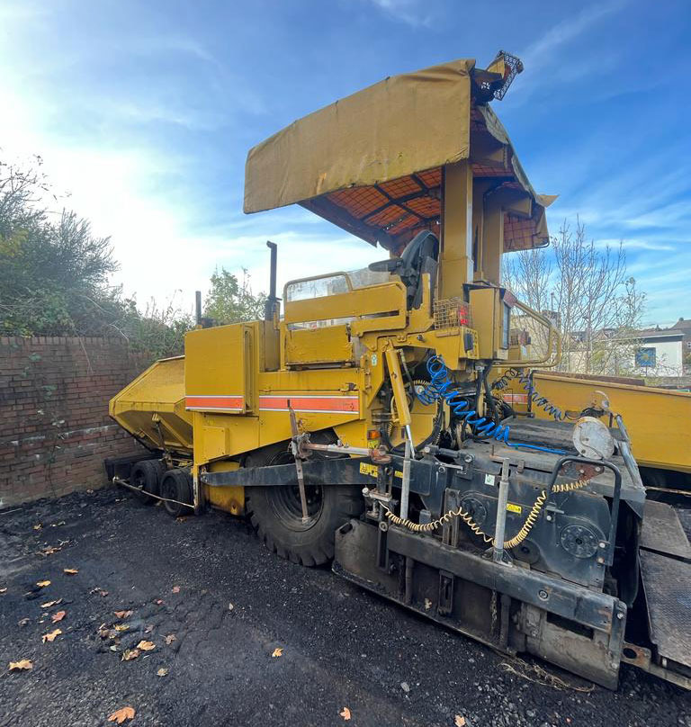Caterpillar AP600 - Asfaltafwerkmachine: afbeelding 3 Caterpillar AP600 - Asfaltafwerkmachine: afbeelding 3