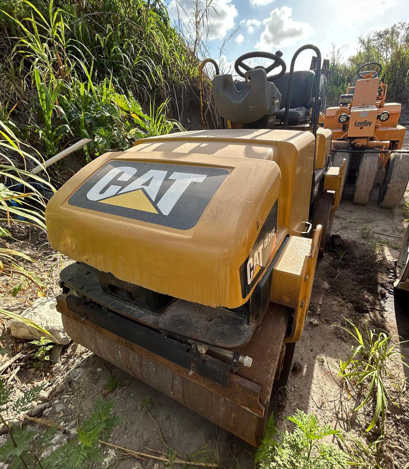 Caterpillar CB-214E - Wals: afbeelding 5 Caterpillar CB-214E - Wals: afbeelding 5