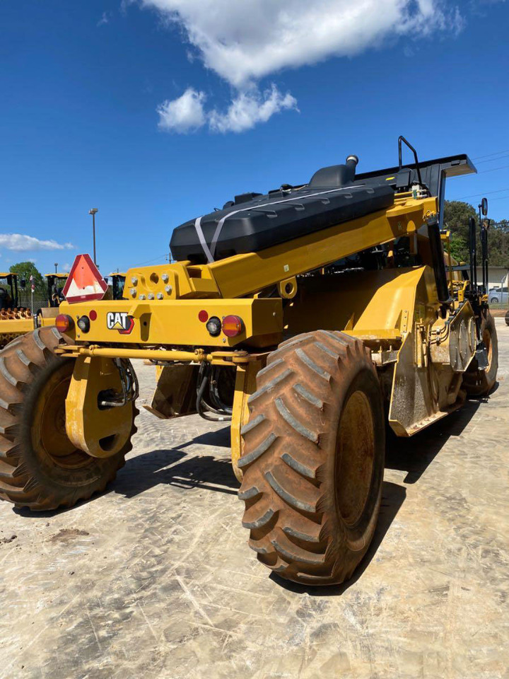 Caterpillar RM400 - Bodemstabliseerder: afbeelding 5 Caterpillar RM400 - Bodemstabliseerder: afbeelding 5