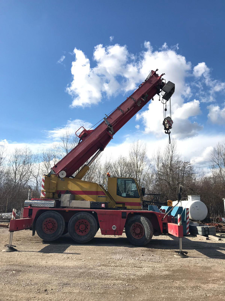 Demag AC 40 City - Mobiele kraan: afbeelding 2 Demag AC 40 City - Mobiele kraan: afbeelding 2