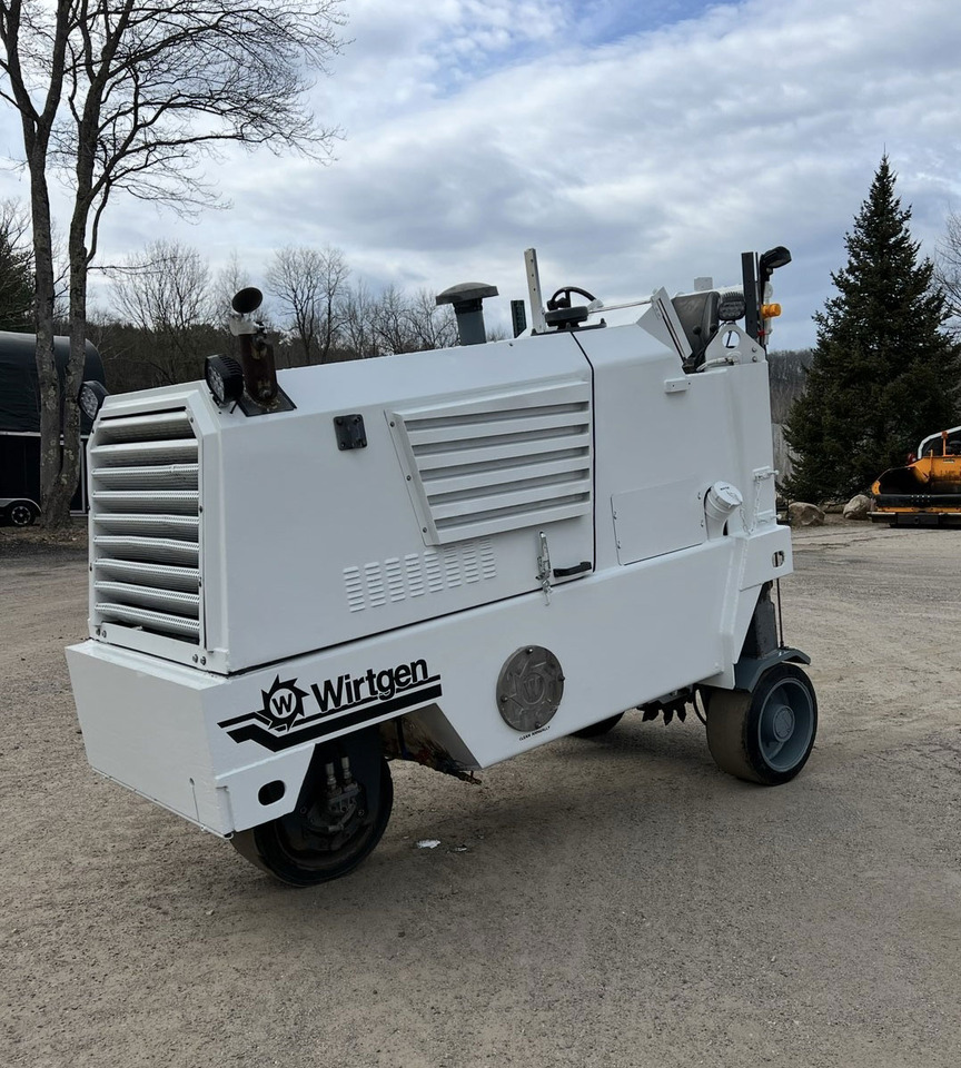Ditch Witch W 500 - Asfaltfrees: afbeelding 1 Ditch Witch W 500 - Asfaltfrees: afbeelding 1