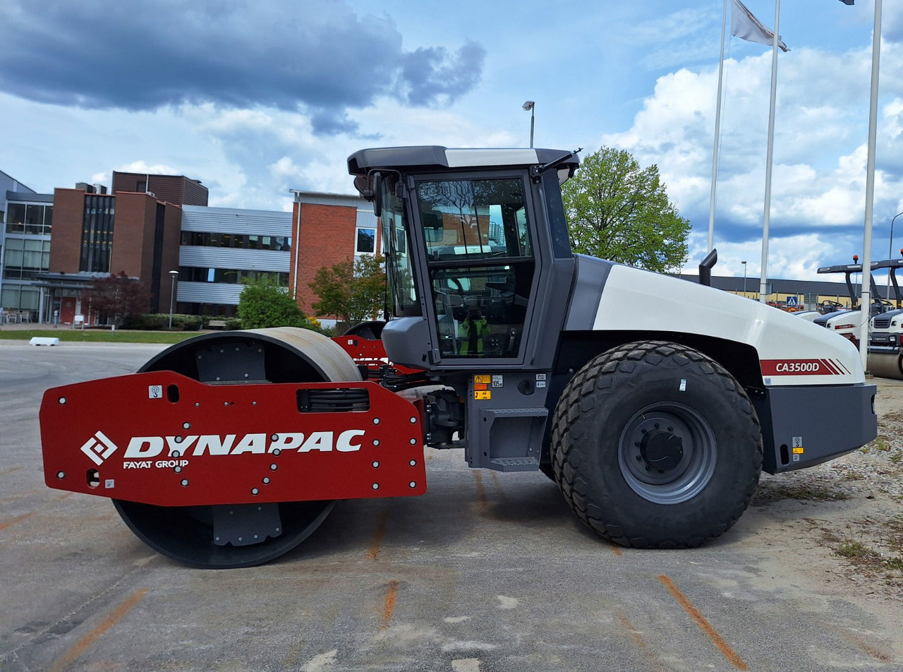 Dynapac CA3500D - Schapenpootwals/ Grondverdichter: afbeelding 2 Dynapac CA3500D - Schapenpootwals/ Grondverdichter: afbeelding 2