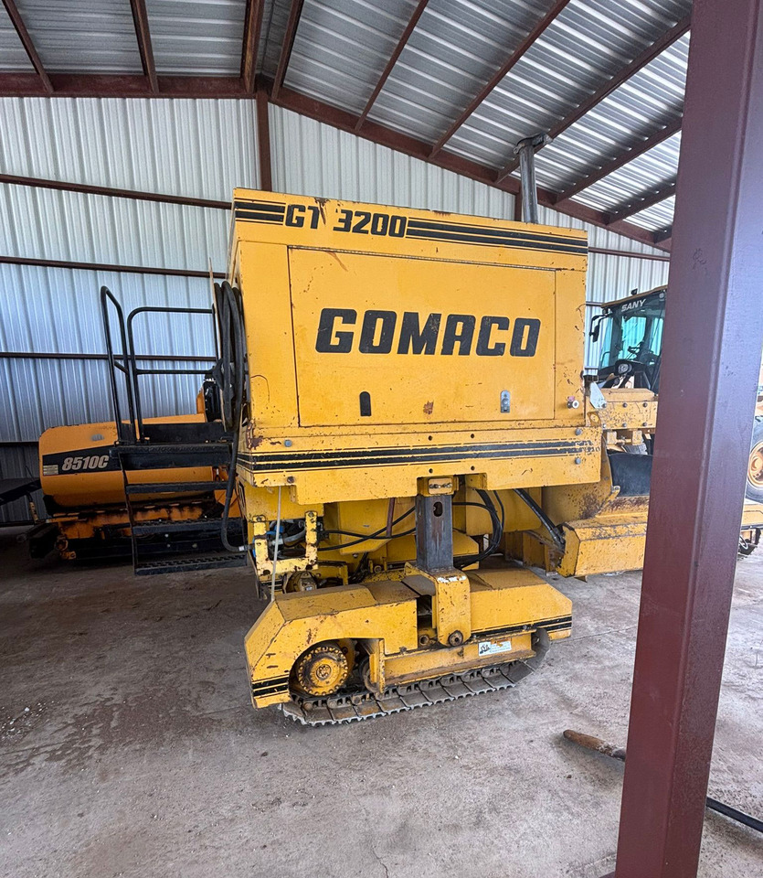 Gomaco GT-3200 - Asfaltafwerkmachine: afbeelding 3 Gomaco GT-3200 - Asfaltafwerkmachine: afbeelding 3