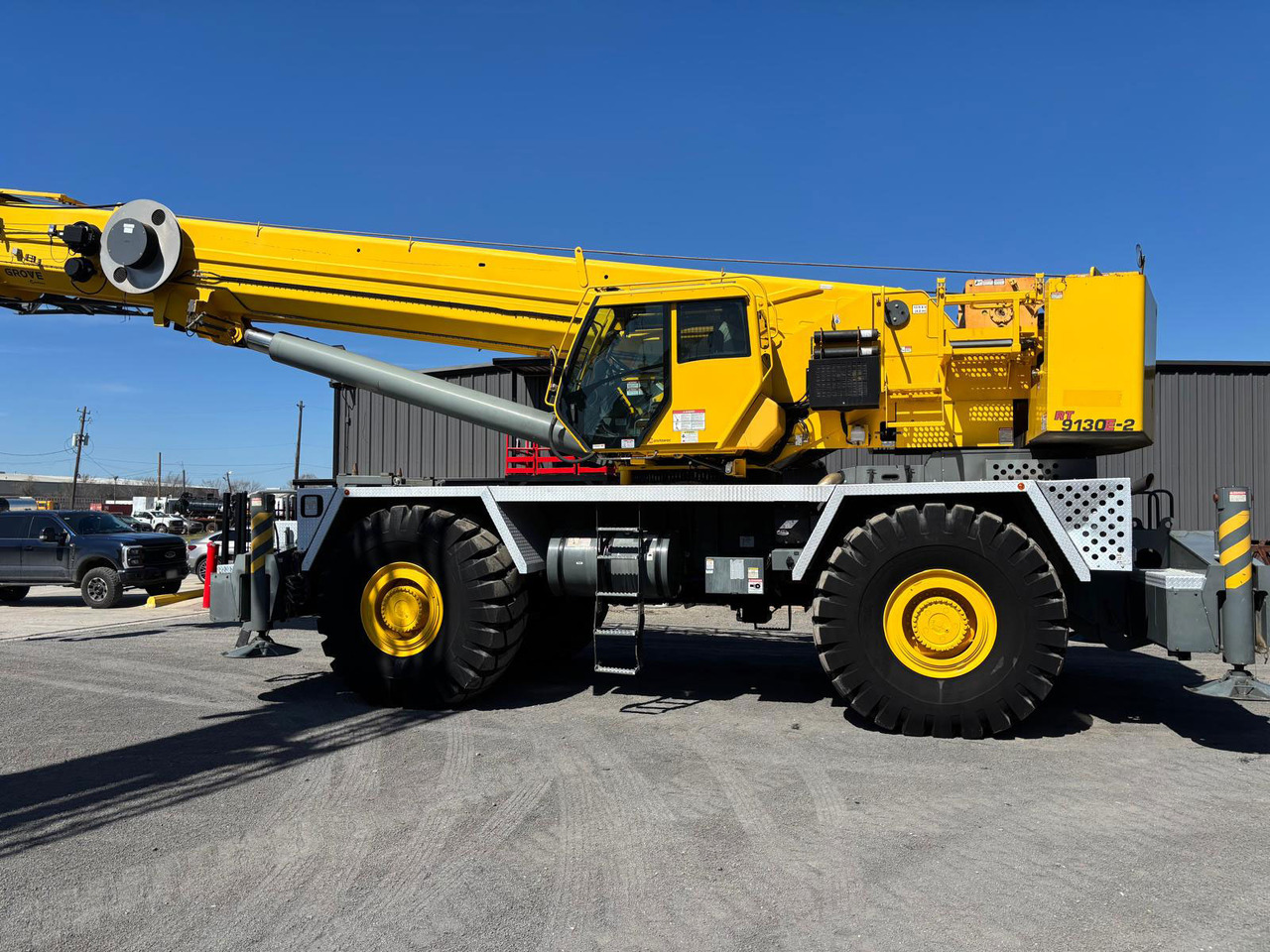 Grove RT9130E-2 - Mobiele kraan: afbeelding 1 Grove RT9130E-2 - Mobiele kraan: afbeelding 1