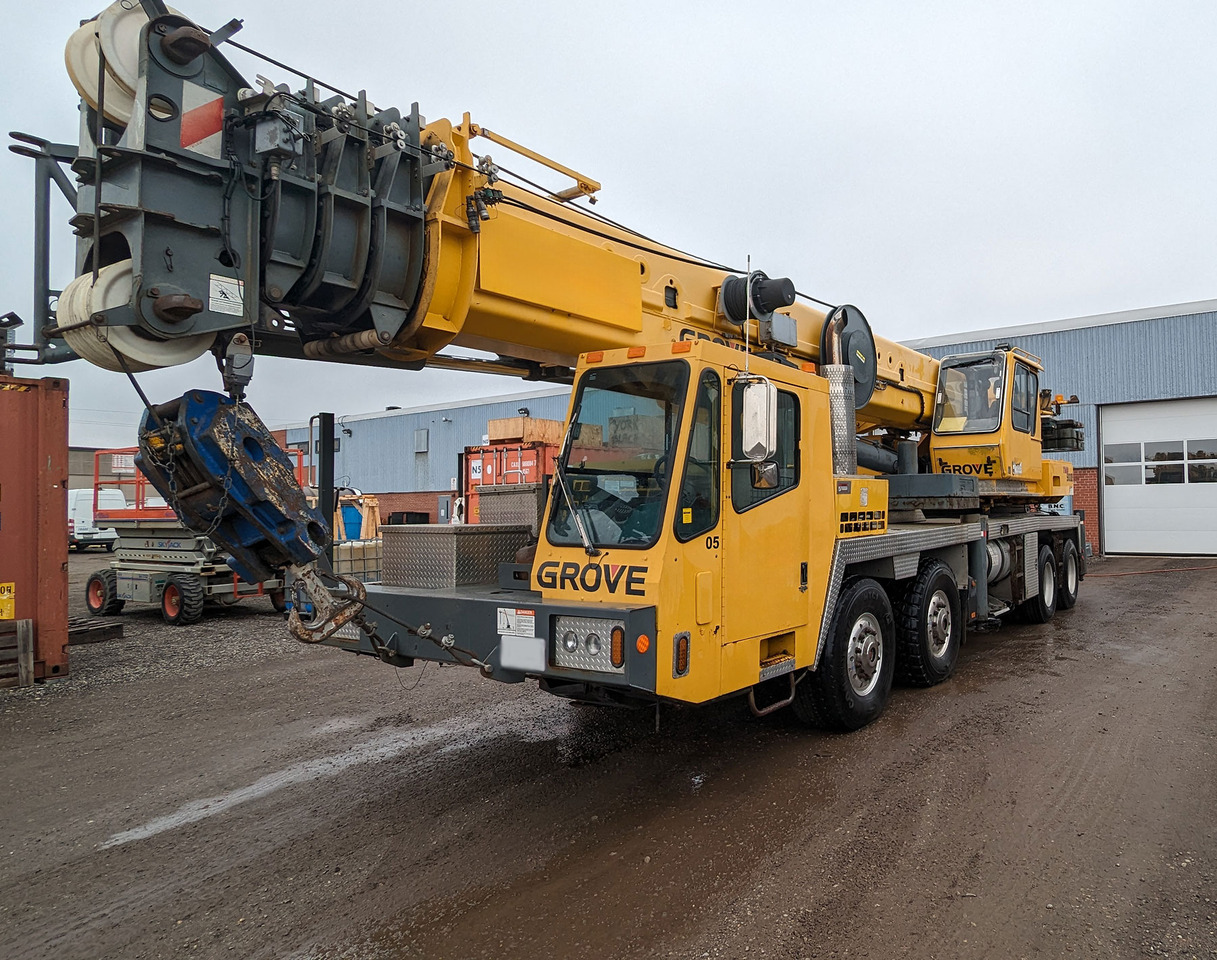 Grove TMS900E - Mobiele kraan: afbeelding 2 Grove TMS900E - Mobiele kraan: afbeelding 2