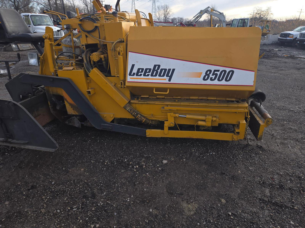 Leeboy 8500 - Asfaltafwerkmachine: afbeelding 3 Leeboy 8500 - Asfaltafwerkmachine: afbeelding 3