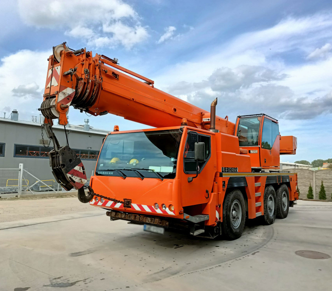 Liebherr LTM 1045-3.1 - Mobiele kraan: afbeelding 1 Liebherr LTM 1045-3.1 - Mobiele kraan: afbeelding 1