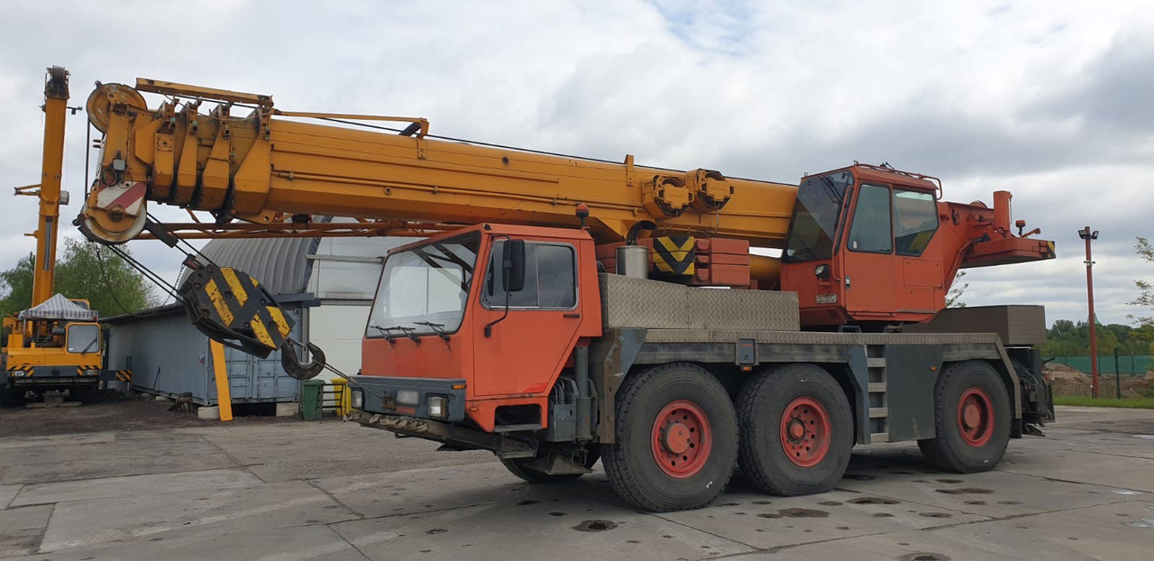 Liebherr LTM 1050-1 - Mobiele kraan: afbeelding 1 Liebherr LTM 1050-1 - Mobiele kraan: afbeelding 1