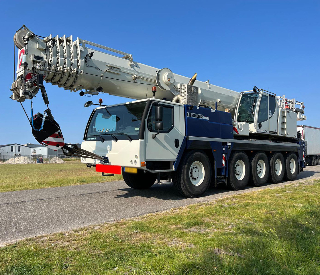 Liebherr LTM 1095-5.1 - Mobiele kraan: afbeelding 1 Liebherr LTM 1095-5.1 - Mobiele kraan: afbeelding 1