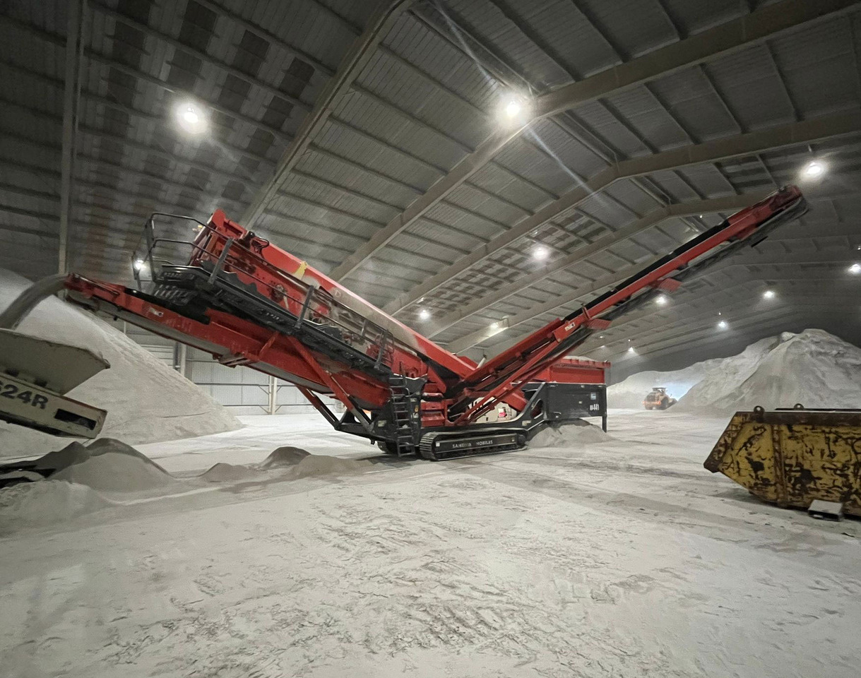 Sandvik QA441 - Zeefinstallatie: afbeelding 2 Sandvik QA441 - Zeefinstallatie: afbeelding 2