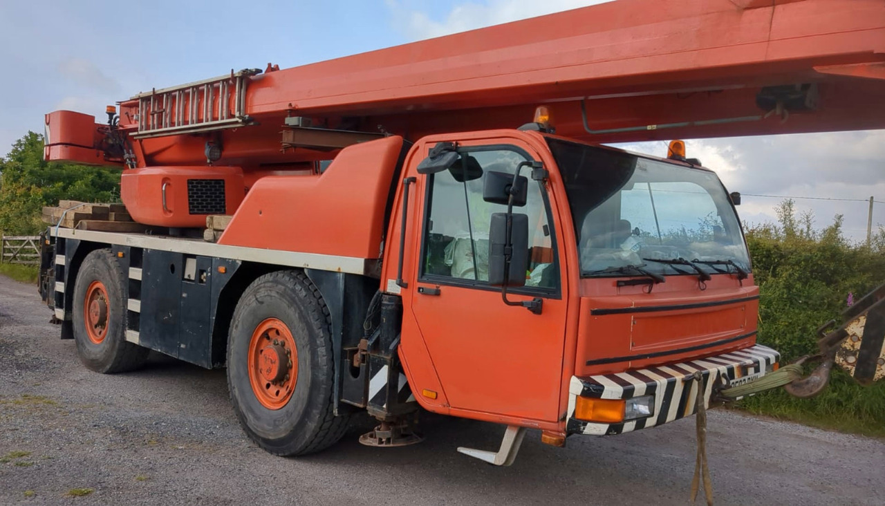 Terex PPM ATT 400-3 - Mobiele kraan: afbeelding 2 Terex PPM ATT 400-3 - Mobiele kraan: afbeelding 2