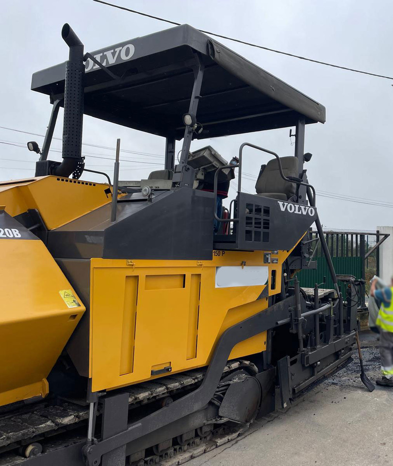 Volvo ABG 8820B - Asfaltafwerkmachine: afbeelding 1 Volvo ABG 8820B - Asfaltafwerkmachine: afbeelding 1