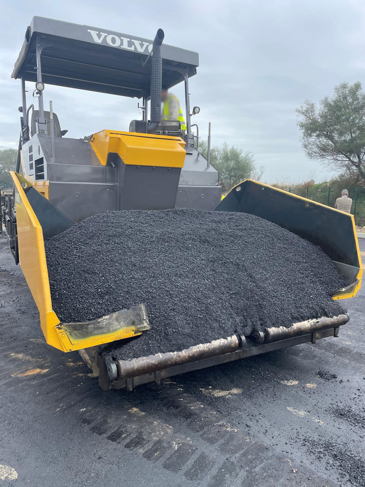 Volvo ABG 8820B - Asfaltafwerkmachine: afbeelding 5 Volvo ABG 8820B - Asfaltafwerkmachine: afbeelding 5