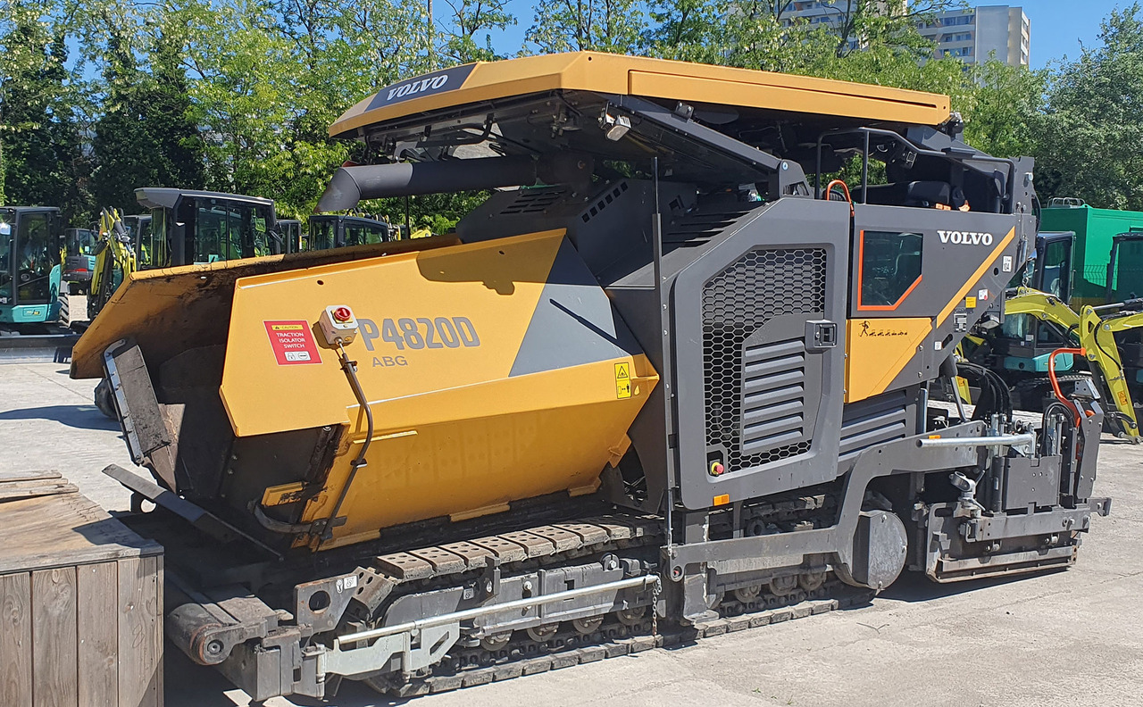 Volvo ABG P4820D - Asfaltafwerkmachine: afbeelding 3 Volvo ABG P4820D - Asfaltafwerkmachine: afbeelding 3