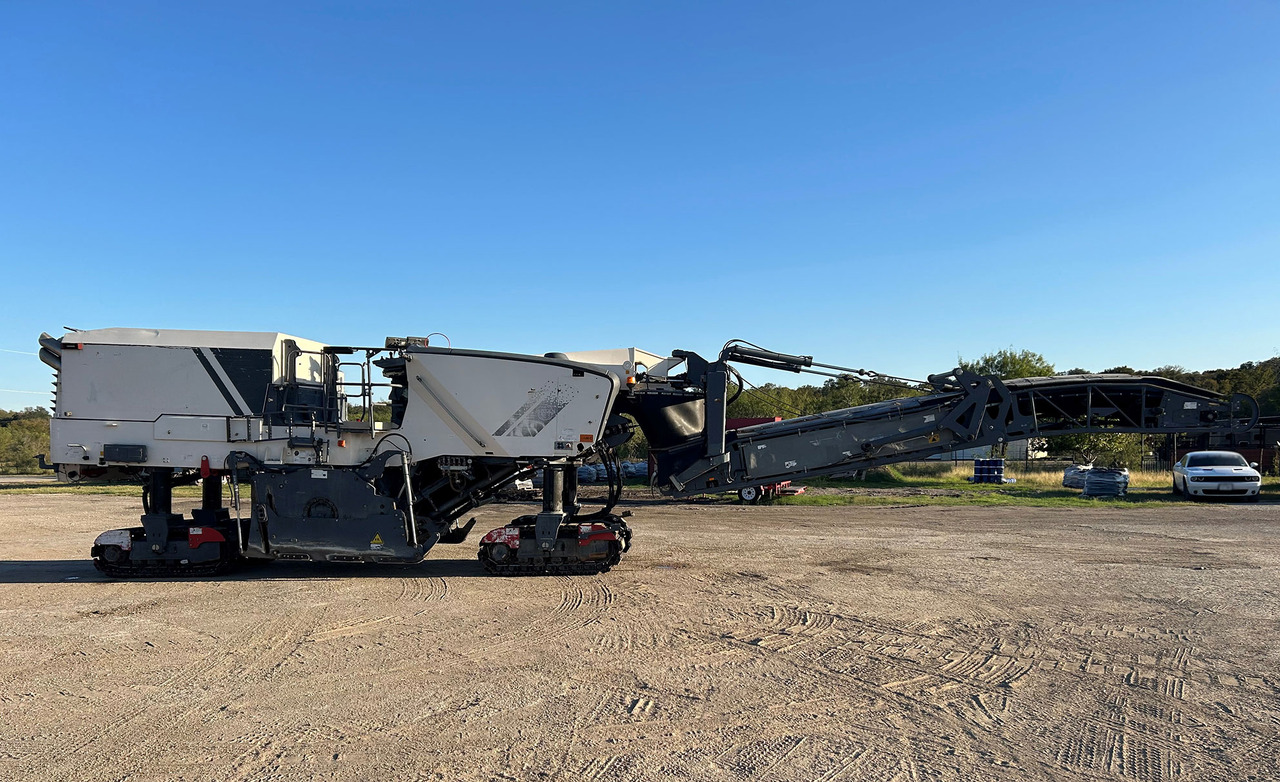 Wirtgen W 220 - Asfaltfrees: afbeelding 1 Wirtgen W 220 - Asfaltfrees: afbeelding 1