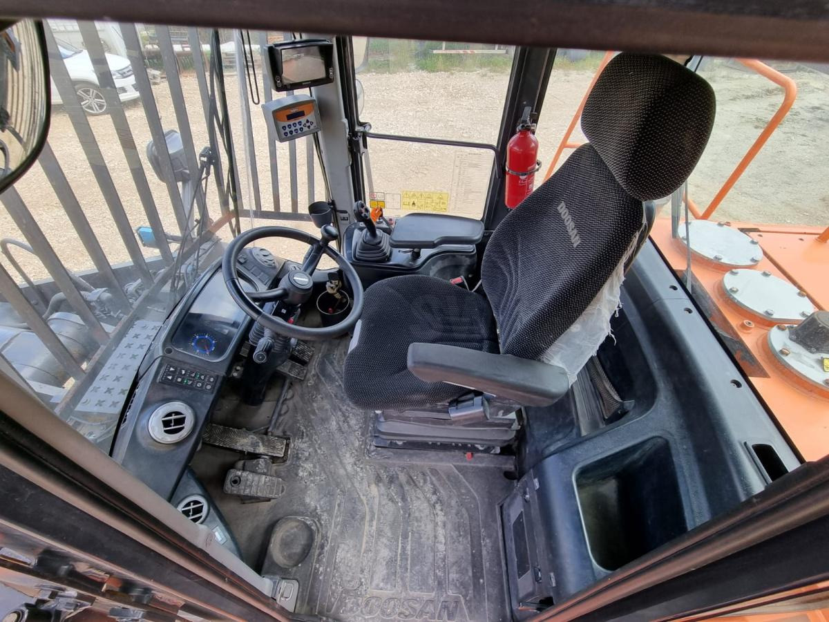 Leasing Doosan DL300 Doosan DL300: afbeelding 9