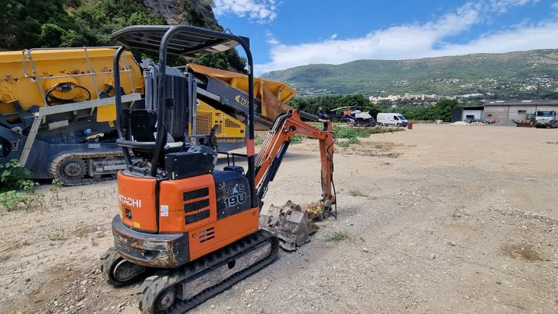 Hitachi ZAXIS 19 - Minigraafmachine: afbeelding 4 Hitachi ZAXIS 19 - Minigraafmachine: afbeelding 4
