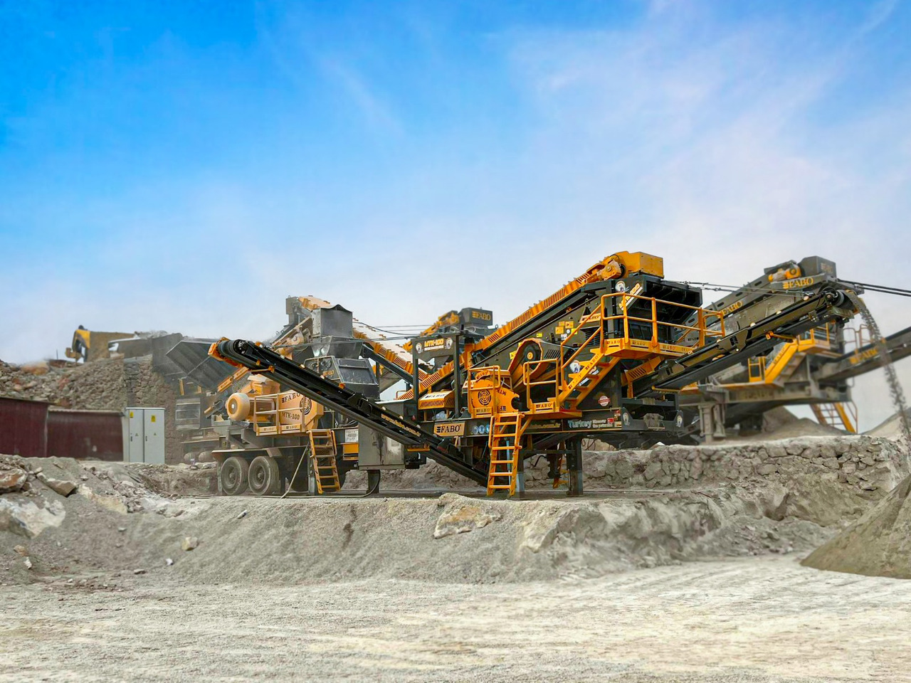 FABO Mobile crusher - Mobiele breker: afbeelding 1 FABO Mobile crusher - Mobiele breker: afbeelding 1