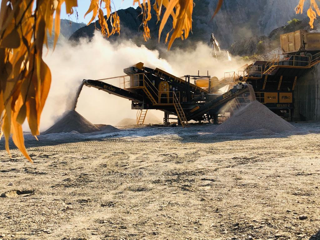 FABO Mobile crusher - Mobiele breker: afbeelding 2 FABO Mobile crusher - Mobiele breker: afbeelding 2