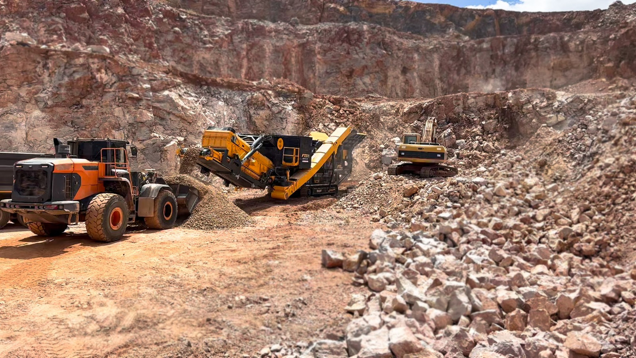 FABO Mobile crusher - Mobiele breker: afbeelding 5 FABO Mobile crusher - Mobiele breker: afbeelding 5