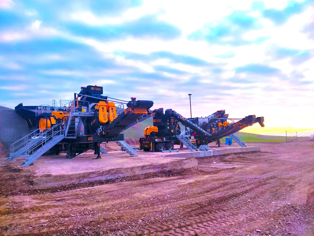 FABO mining machinery - crushing plant - Tunnelboormachine: afbeelding 2 FABO mining machinery - crushing plant - Tunnelboormachine: afbeelding 2