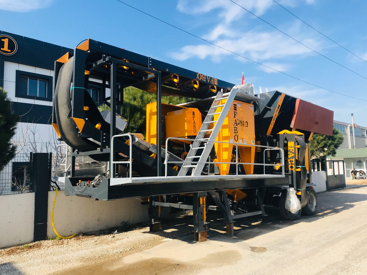 FABO mobile jaw crusher - Kaakbreker: afbeelding 2 FABO mobile jaw crusher - Kaakbreker: afbeelding 2
