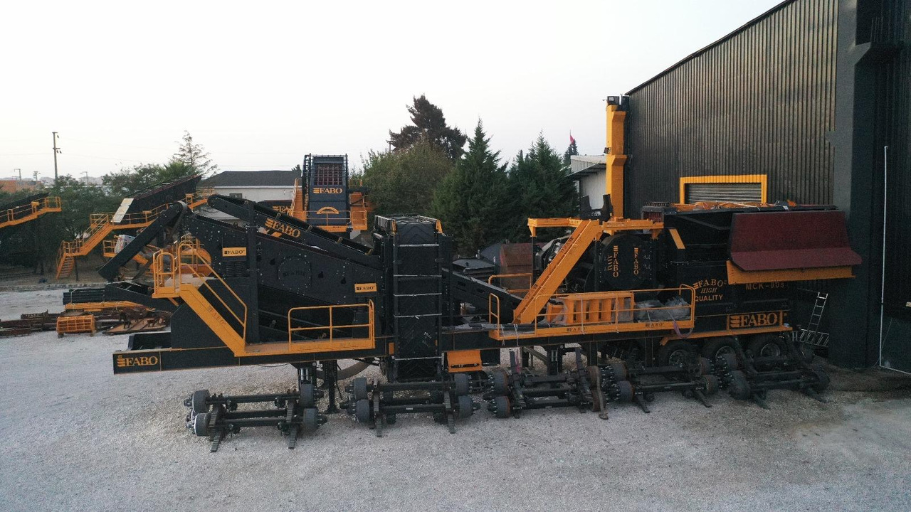 FABO mobile jaw crusher - Kaakbreker: afbeelding 2 FABO mobile jaw crusher - Kaakbreker: afbeelding 2