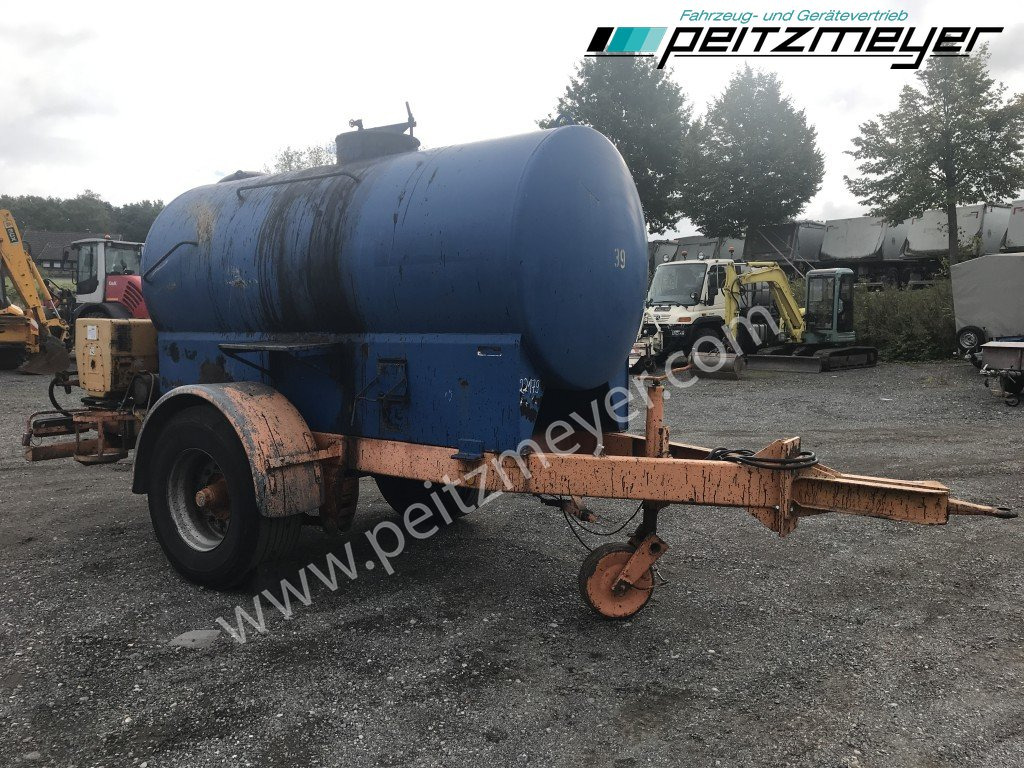BATHE 1 Achs Anhänger Bitum / Teerkocher ST 5 E - 4,8 m³ zGG 9,5 t. - Bitumen sprayer: afbeelding 4 BATHE 1 Achs Anhänger Bitum / Teerkocher ST 5 E - 4,8 m³ zGG 9,5 t. - Bitumen sprayer: afbeelding 4