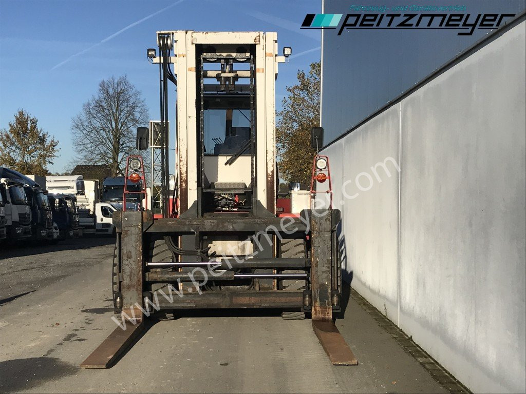 Svetruck Gabelstapler 25120-45 drehbarer Fahrersitz - Diesel heftruck: afbeelding 5 Svetruck Gabelstapler 25120-45 drehbarer Fahrersitz - Diesel heftruck: afbeelding 5
