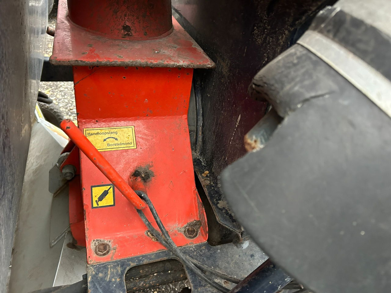 AC Trilo Vacuum Sweepers opraapwagen SG 200 - Veeteelt materiaal: afbeelding 5 AC Trilo Vacuum Sweepers opraapwagen SG 200 - Veeteelt materiaal: afbeelding 5