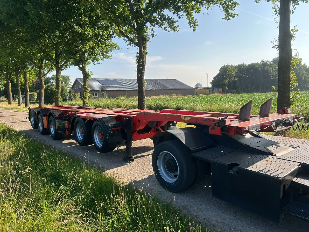 Broshuis 2-Connect-5Akcc / 3 x Steering axle / 4 x Lifting axle / tyres 80 / 3 x - Containertransporter/ Wissellaadbak oplegger: afbeelding 2 Broshuis 2-Connect-5Akcc / 3 x Steering axle / 4 x Lifting axle / tyres 80 / 3 x - Containertransporter/ Wissellaadbak oplegger: afbeelding 2