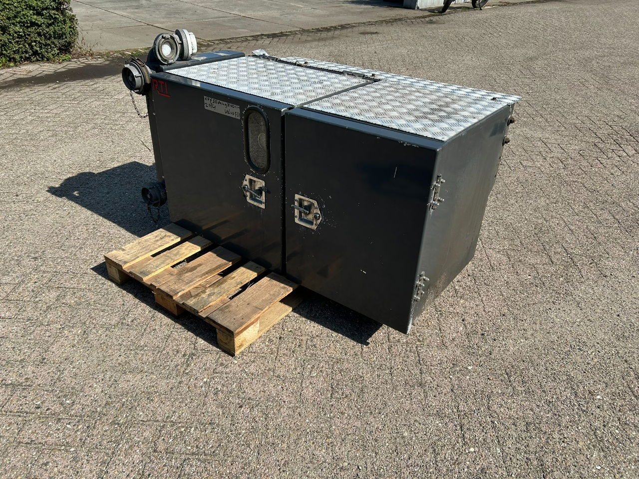 Ingersoll Rand Silo Compressor / CVS 1100 cub / 2.2 bar / Cooler / pto axle / air filter - Airco compressor voor Vrachtwagen: afbeelding 3 Ingersoll Rand Silo Compressor / CVS 1100 cub / 2.2 bar / Cooler / pto axle / air filter - Airco compressor voor Vrachtwagen: afbeelding 3
