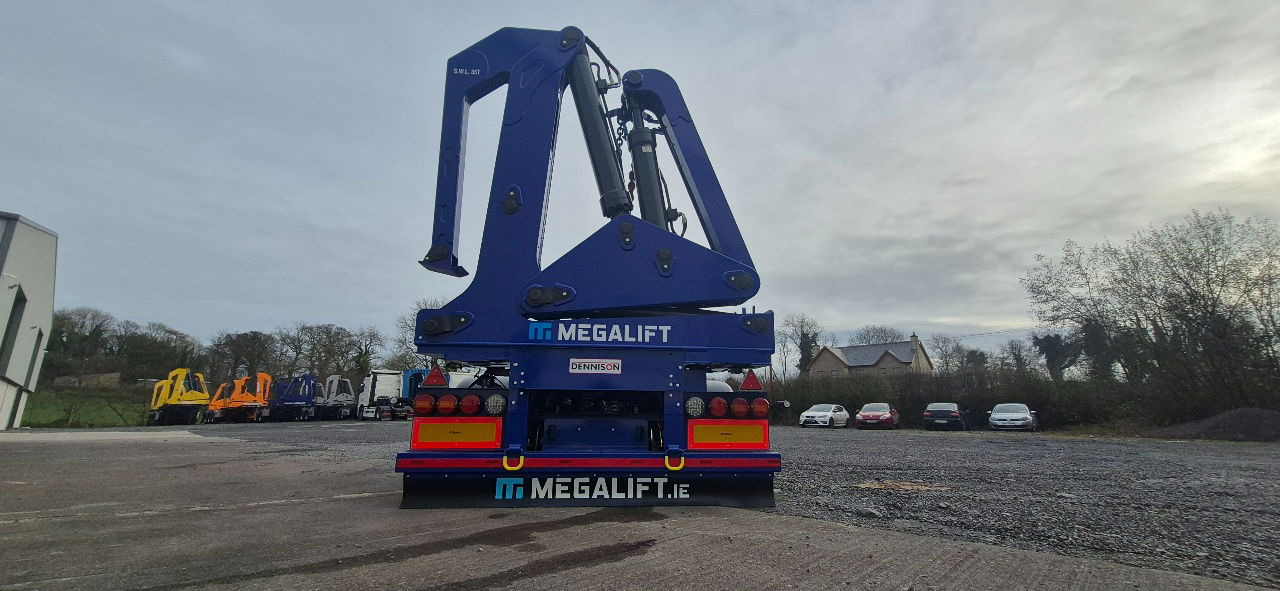 Mega NEW Megaliftt Sideloader / 35 tons lift capacity /20-40-45 HC/ Diesel engine / Gooseneck-extendable - Containertransporter/ Wissellaadbak oplegger: afbeelding 4 Mega NEW Megaliftt Sideloader / 35 tons lift capacity /20-40-45 HC/ Diesel engine / Gooseneck-extendable - Containertransporter/ Wissellaadbak oplegger: afbeelding 4