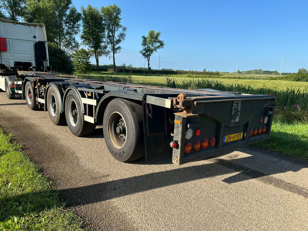 Nooteboom D-tec CT-53-04D combi chassis gvw 53000 kg - Containertransporter/ Wissellaadbak oplegger: afbeelding 2 Nooteboom D-tec CT-53-04D combi chassis gvw 53000 kg - Containertransporter/ Wissellaadbak oplegger: afbeelding 2