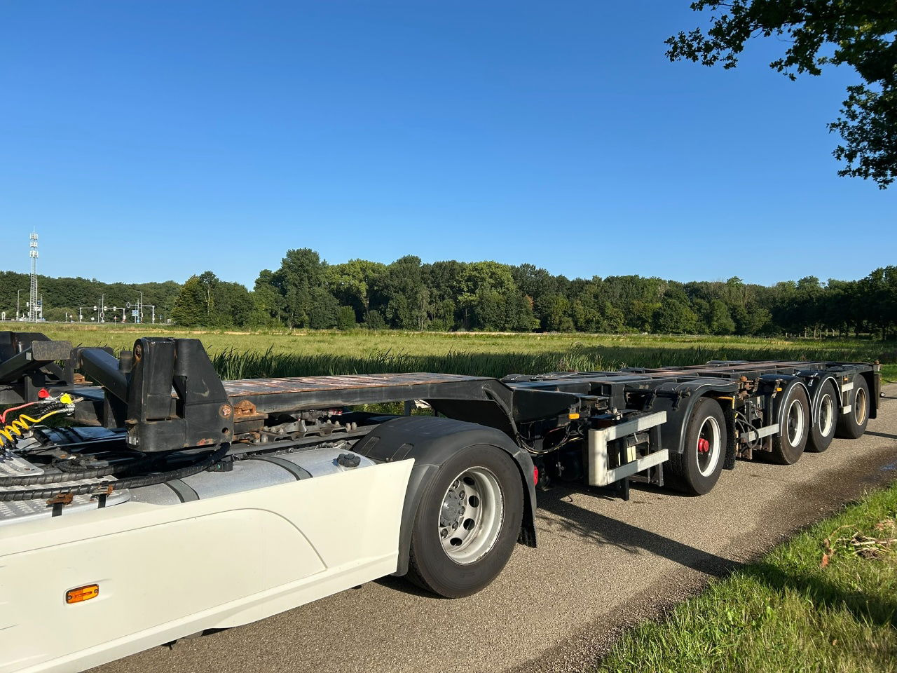 Nooteboom D-tec CT-53-04D combi chassis gvw 53000 kg - Containertransporter/ Wissellaadbak oplegger: afbeelding 1 Nooteboom D-tec CT-53-04D combi chassis gvw 53000 kg - Containertransporter/ Wissellaadbak oplegger: afbeelding 1