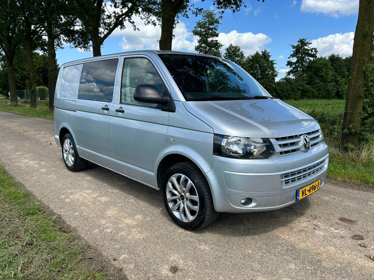 Volkswagen Transporter 2.0 TDI Bleumotion Technology L1 H1 114 PK apk 14-12-2026 Airco - Kleine bestelwagen: afbeelding 1 Volkswagen Transporter 2.0 TDI Bleumotion Technology L1 H1 114 PK apk 14-12-2026 Airco - Kleine bestelwagen: afbeelding 1
