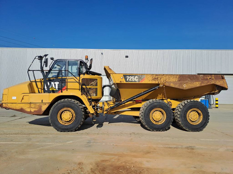 Cat 725C2 - Kiepwagen met knikbesturing: afbeelding 1 Cat 725C2 - Kiepwagen met knikbesturing: afbeelding 1