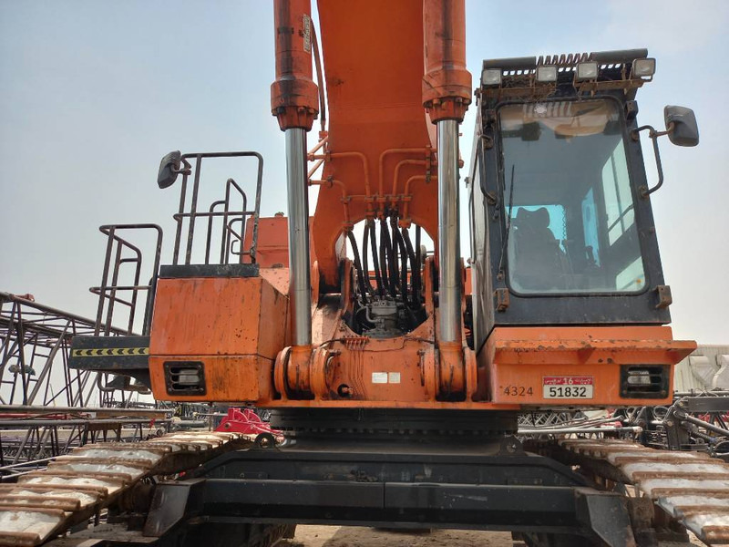 Hitachi EX1200-6 LR 28m (Abu Dhabi) - Graafmachine: afbeelding 5 Hitachi EX1200-6 LR 28m (Abu Dhabi) - Graafmachine: afbeelding 5